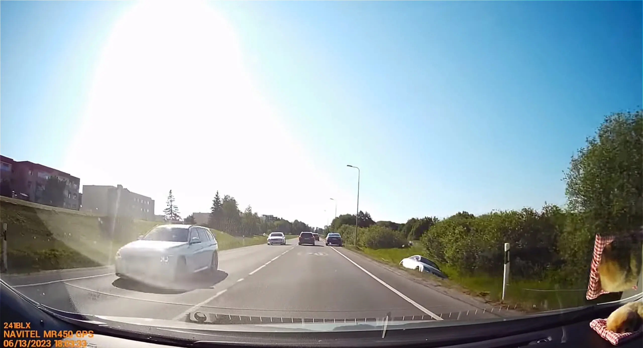 Keilas sõitis Audi TT kraavi