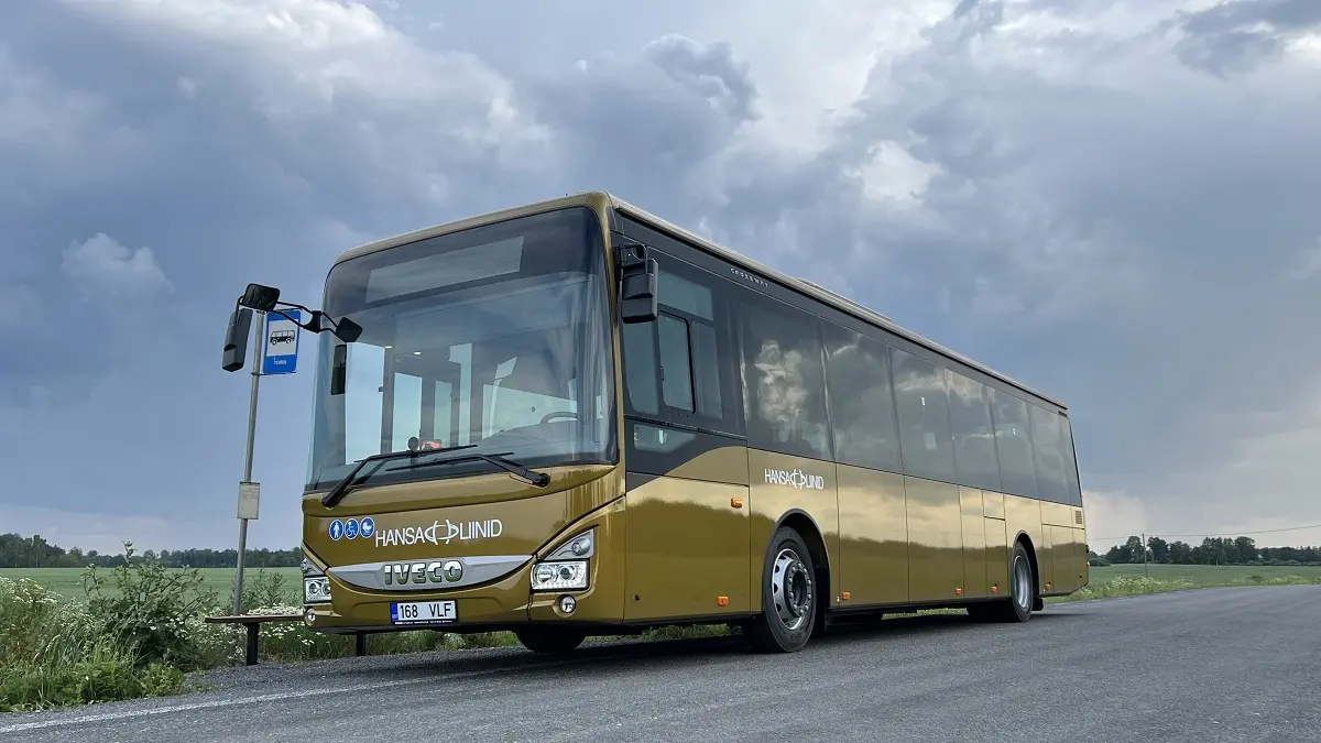 Lõuna-Eesti teedele tulid uued, rohediislil sõitvad bussid