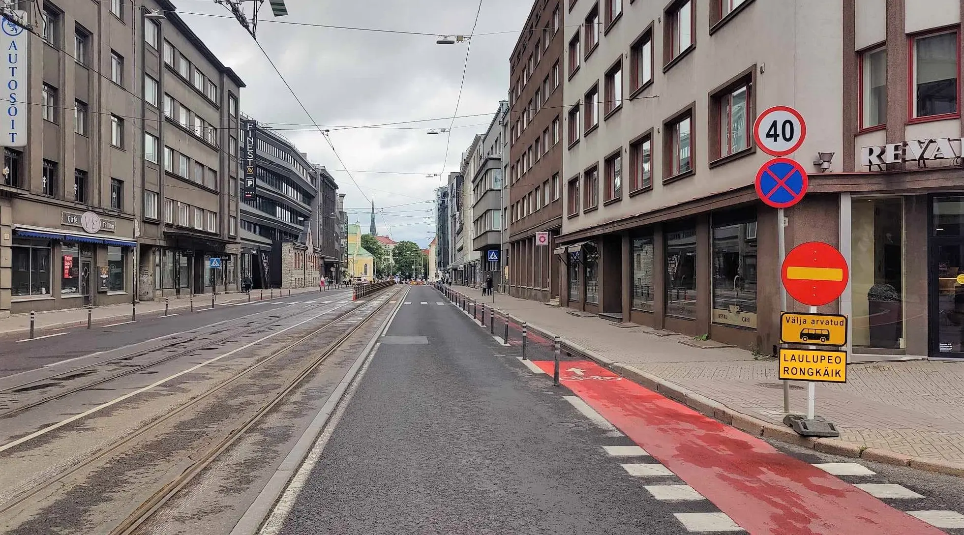 Liikluspolitsei pole rahul autojuhtide käitumisega laulupeo ajal