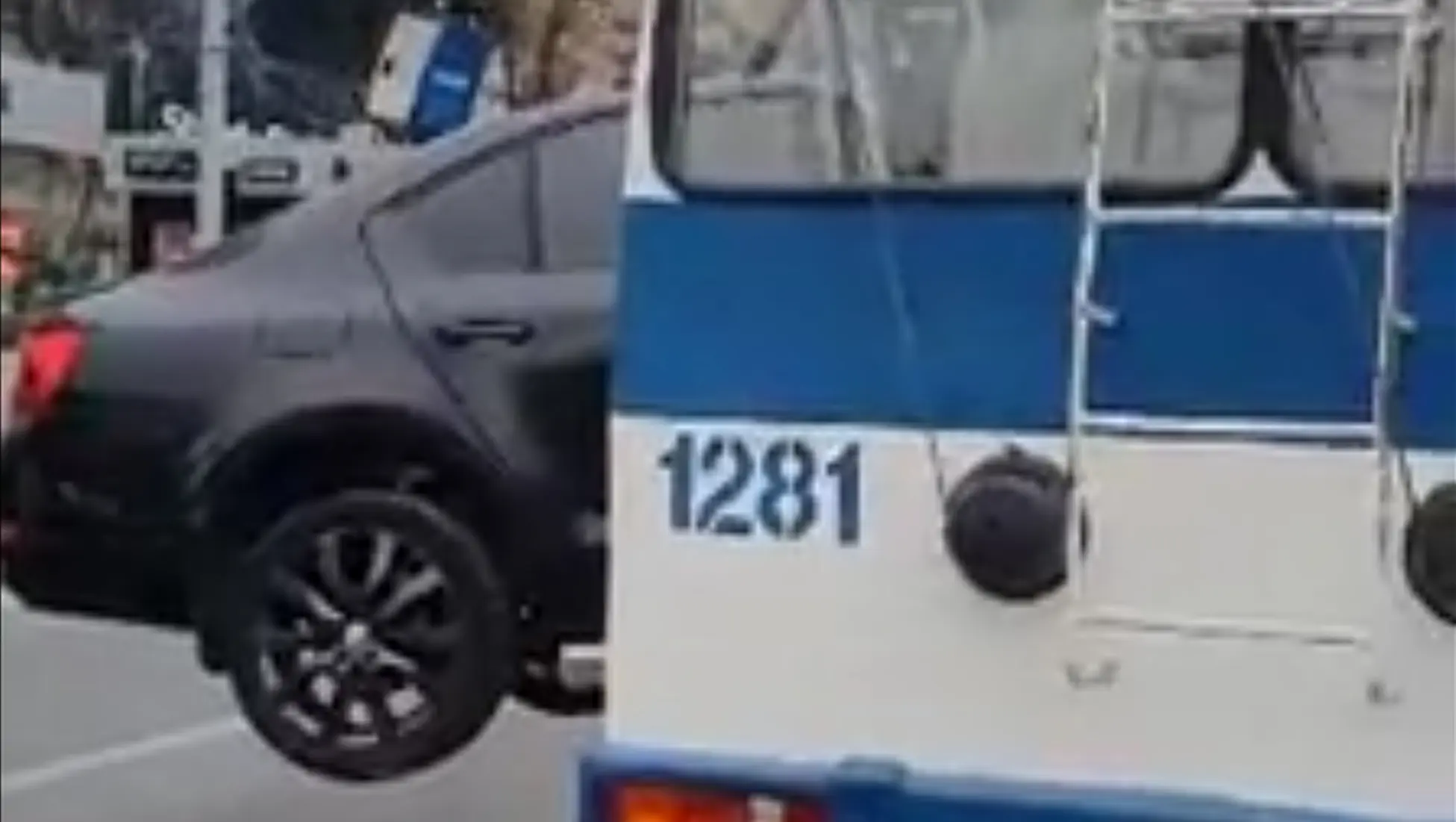Škoda juht tahtis hoopis trolliga sõita