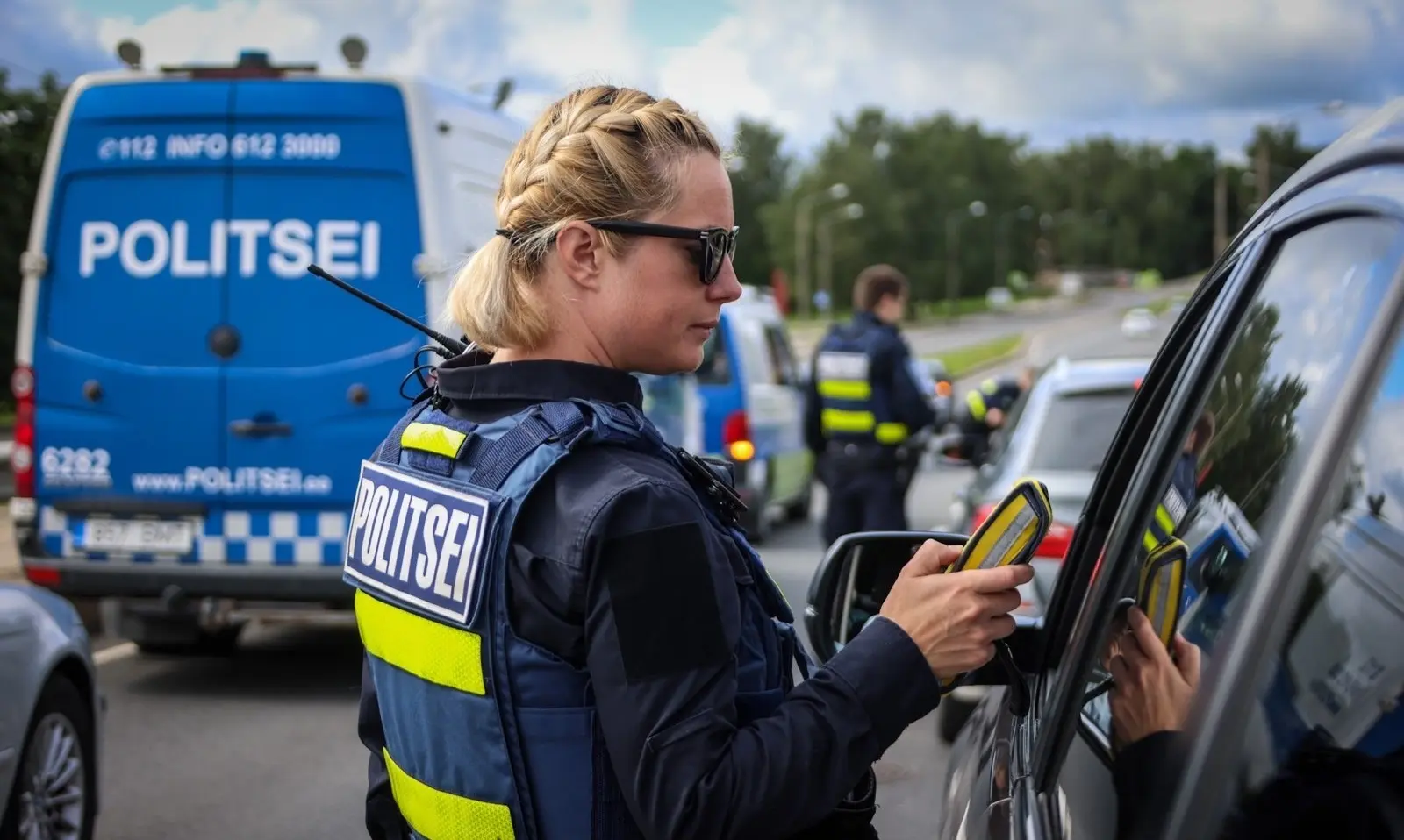 Politsei pistis paadunud roolijoodiku trellide taha