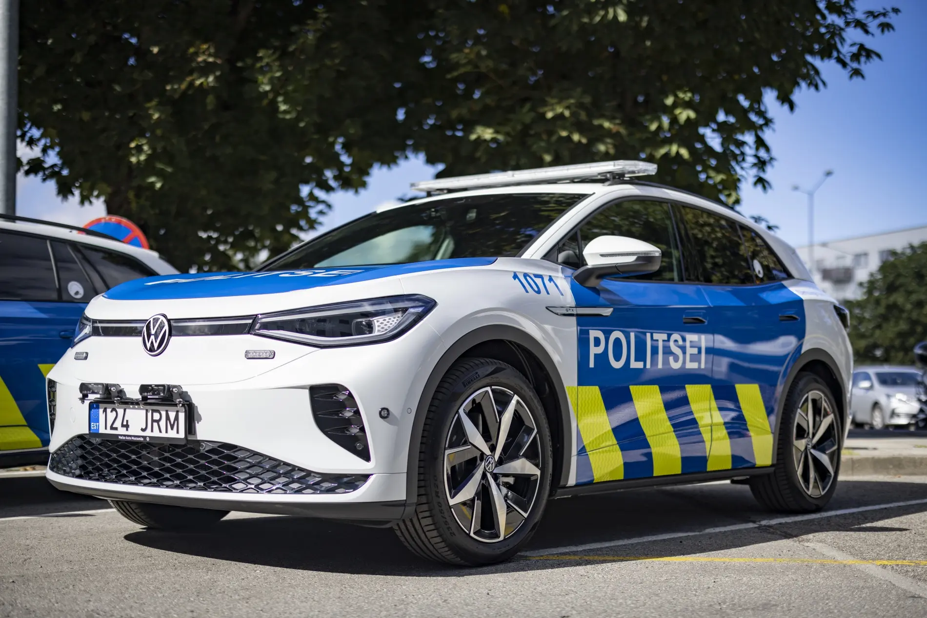 Politsei otsib Laagri alevikus jalgrattal lapsele otsa sõitnud autojuhti