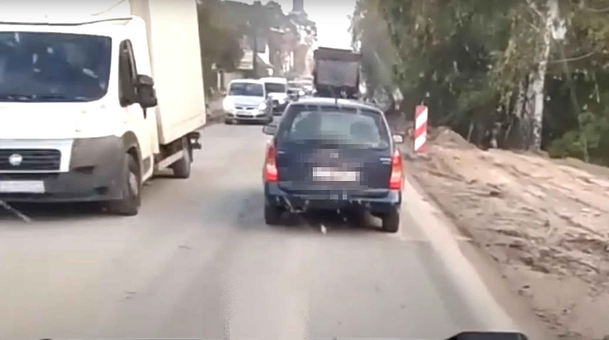 Ajad "pedagoogil" klemmi kokku ja saad kilomeetrite kaupa etendust jälgida