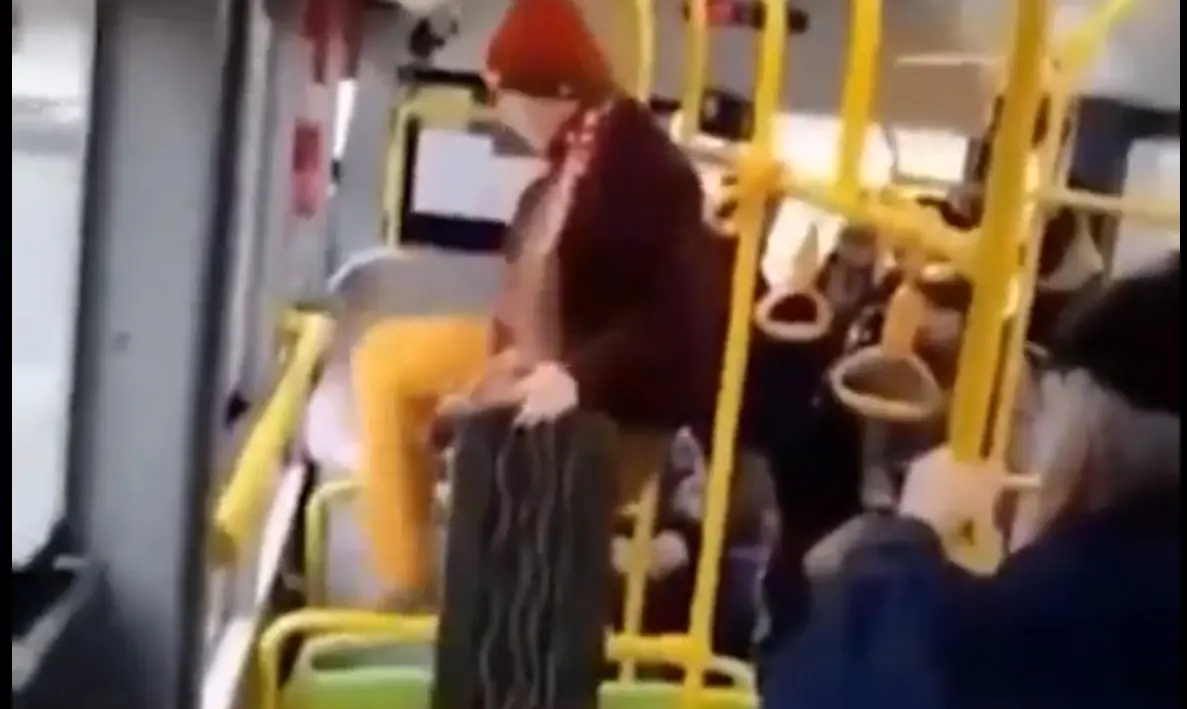 Vaata, kuidas lahkuda bussist, kui oled oma peatuse maha maganud