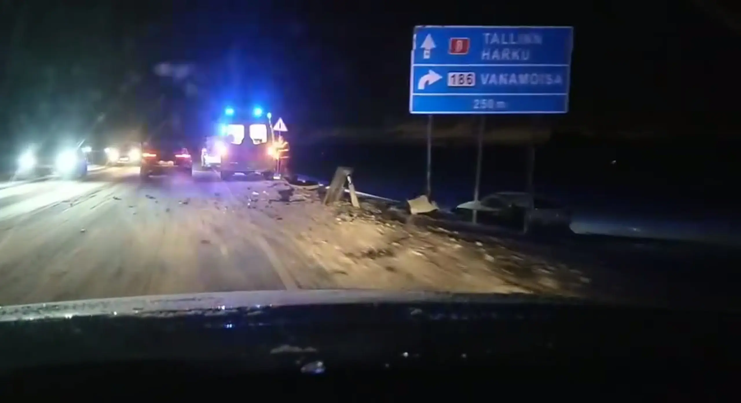 Video eile õhtul Harku vallas toimunud suurest avariist