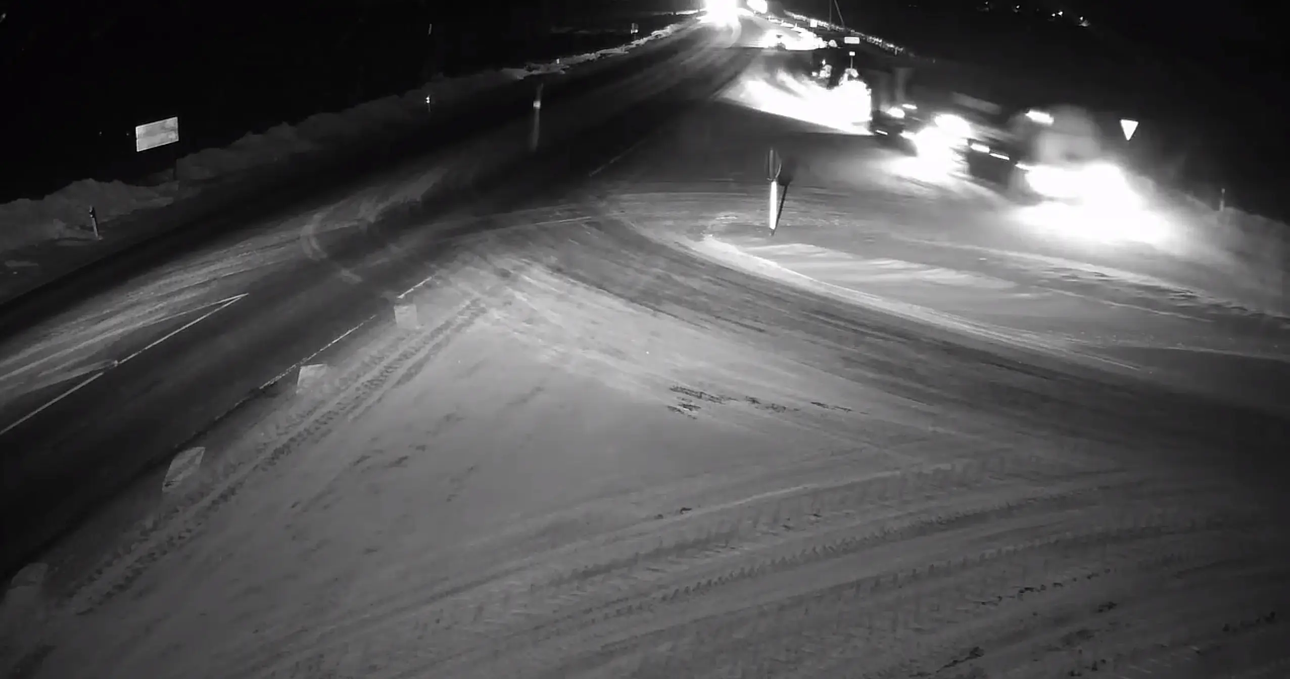 Vaata, kuidas Ida-Virumaal tsisterniga rallit sõidetakse