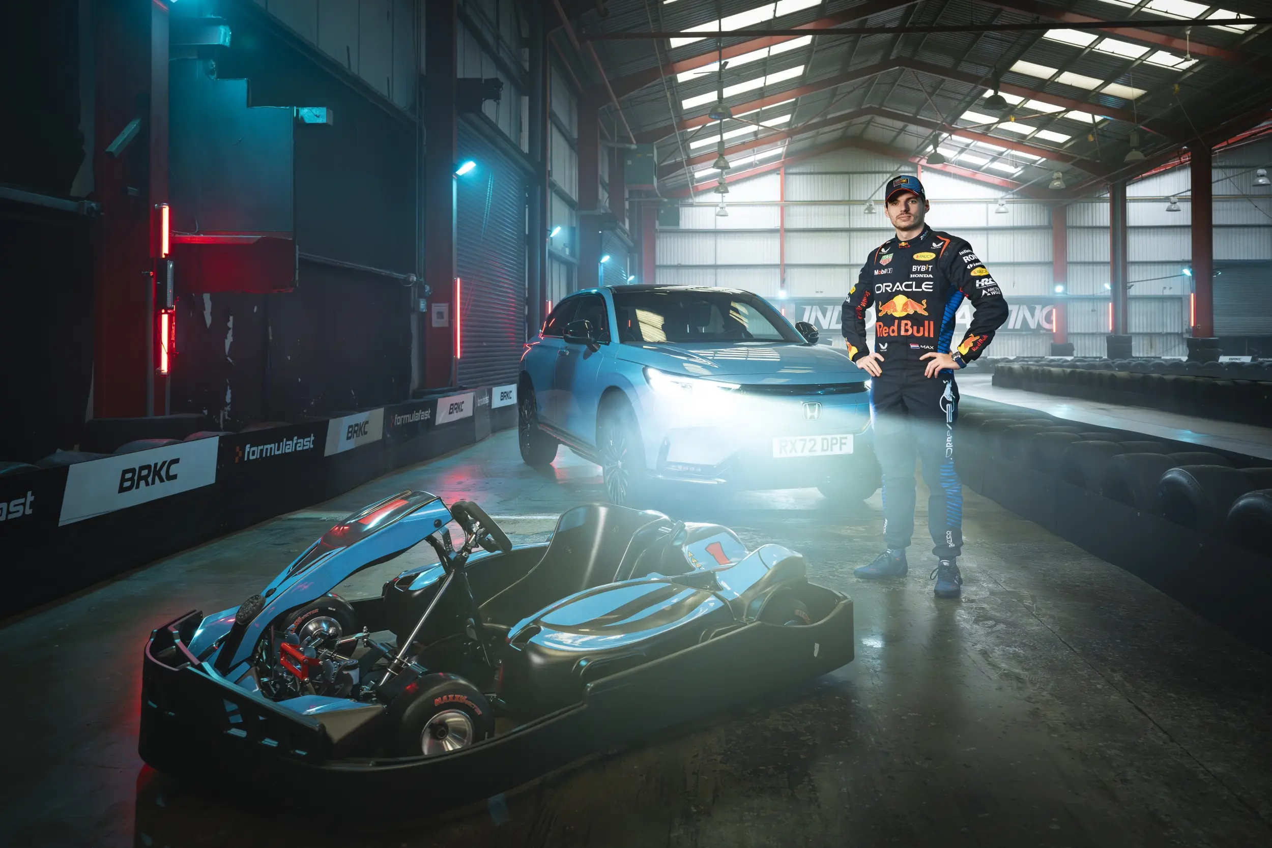 Midagi uut! Verstappen sõidab Honda elektriautoga kardirajale. Vist!