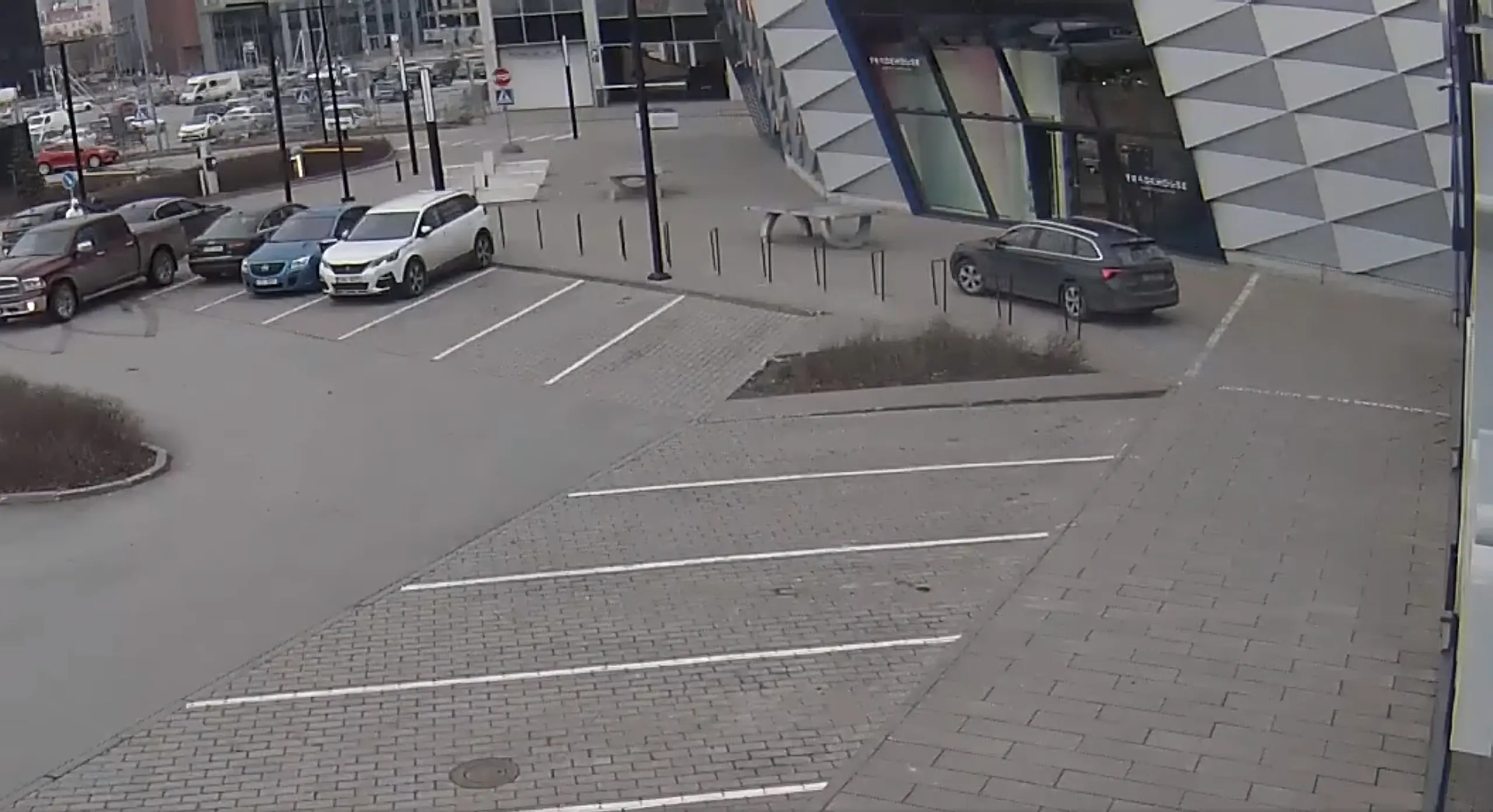 Vaata, kuidas parkida tasulisel alal tasuta