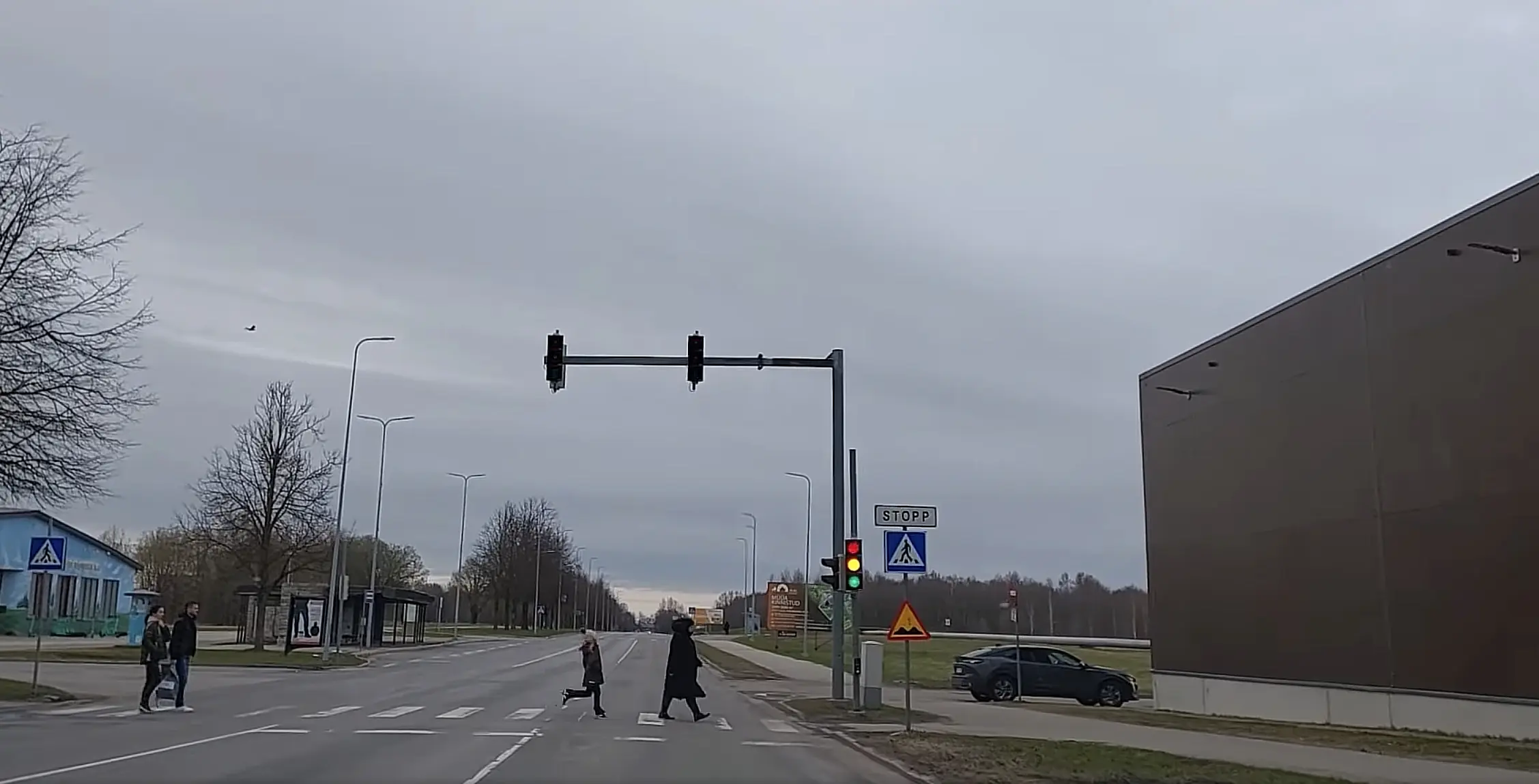Lihtsalt disko või testitakse uut liikluskorraldust?