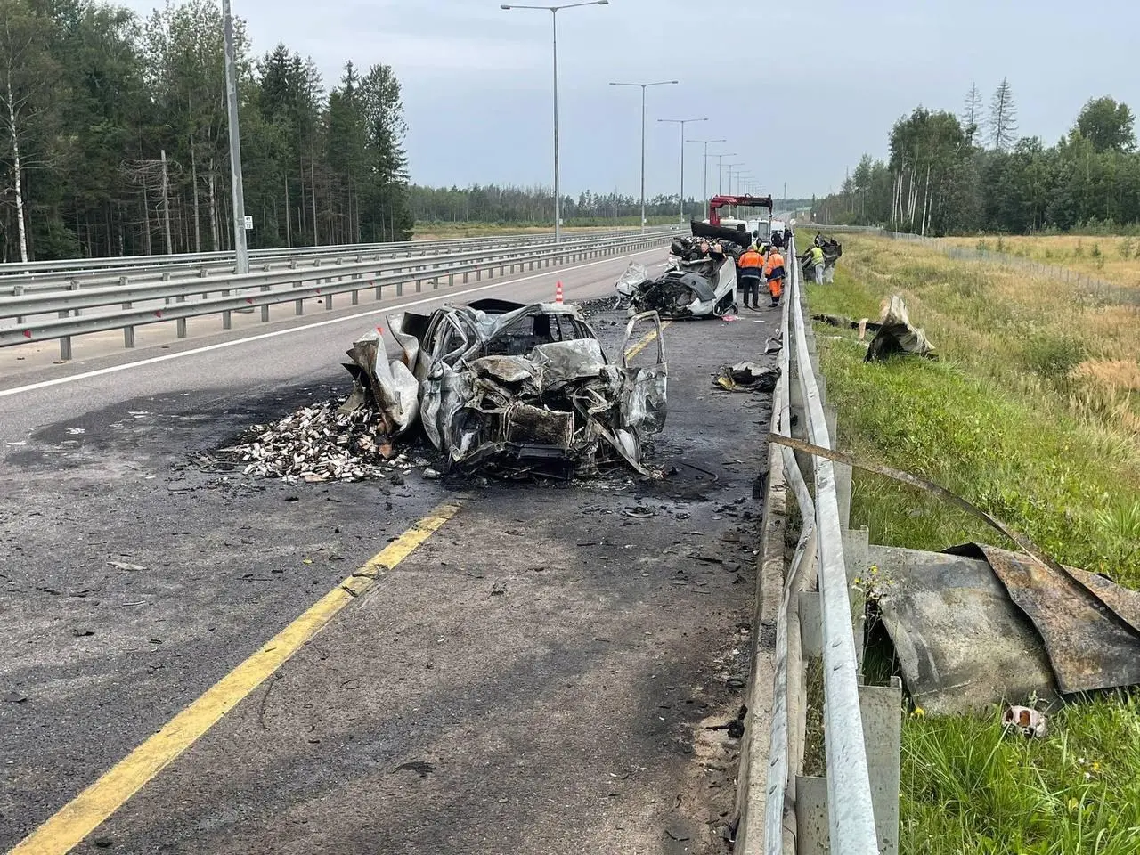 Rängas avariis põlesid kolm inimest autosse elusalt sisse