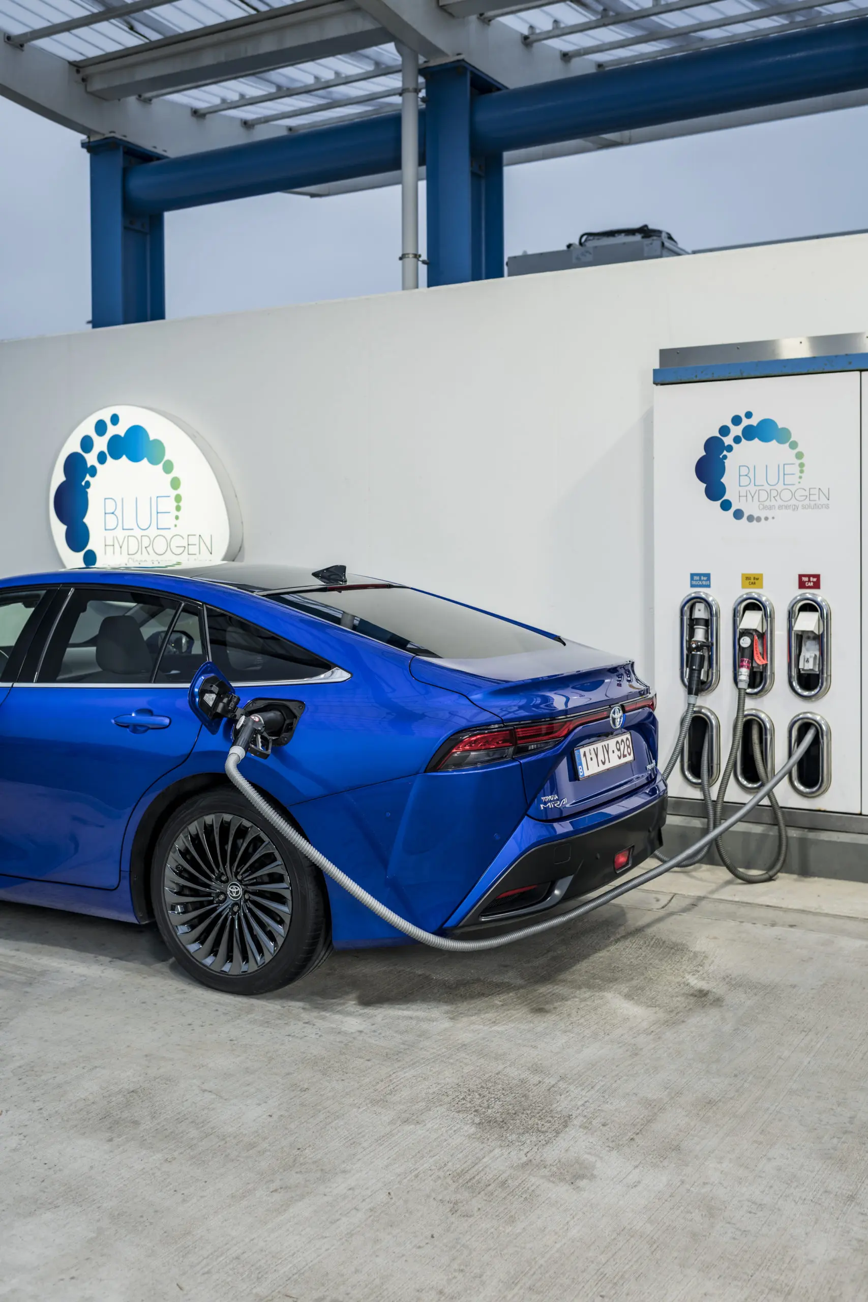 Toyota ja BMW tugevdavad koostööd vesinikutehnoloogiate arendamisel