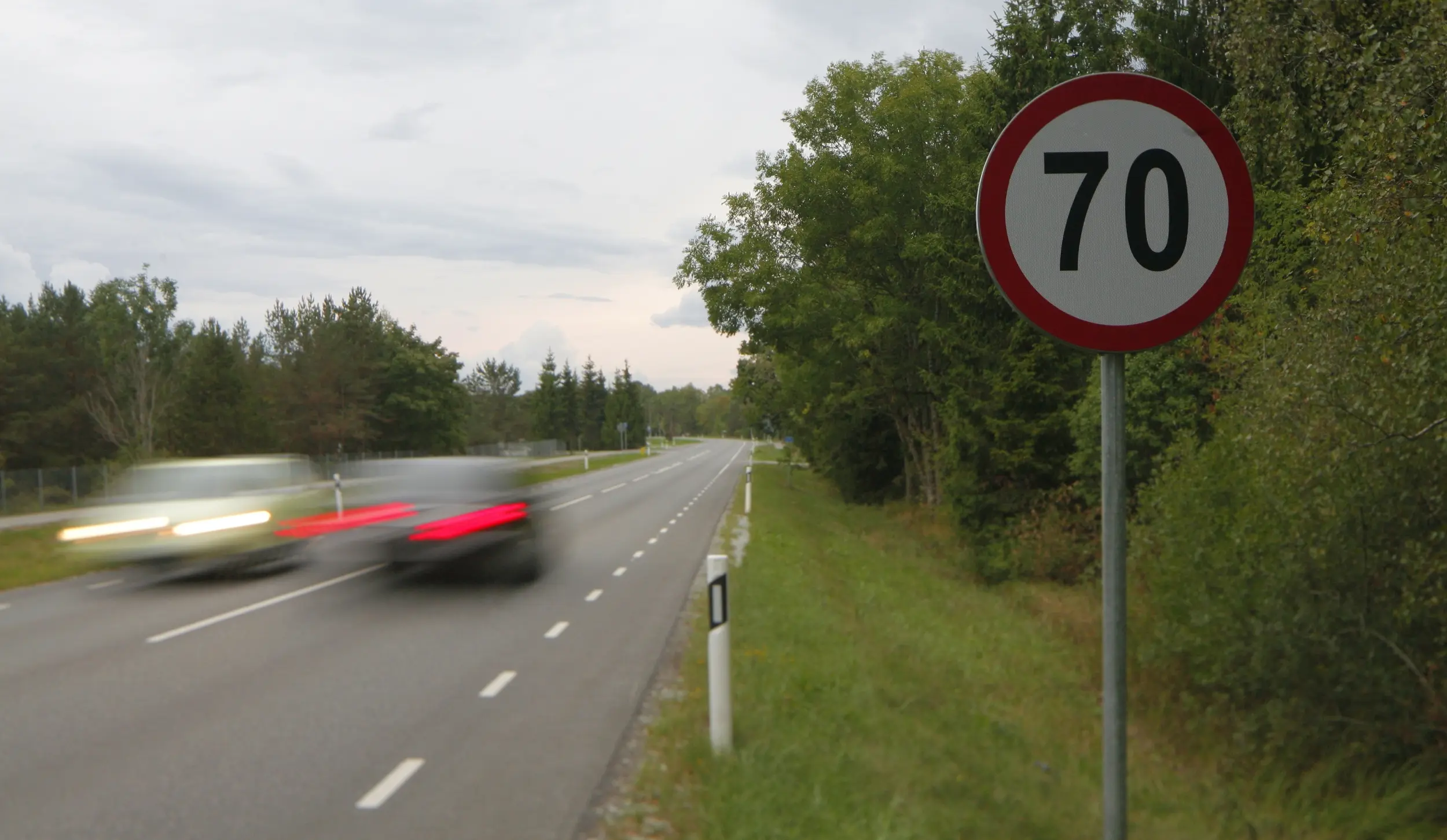 Vaid 22 protsenti liiklejatest järgib kiirusepiiranguid